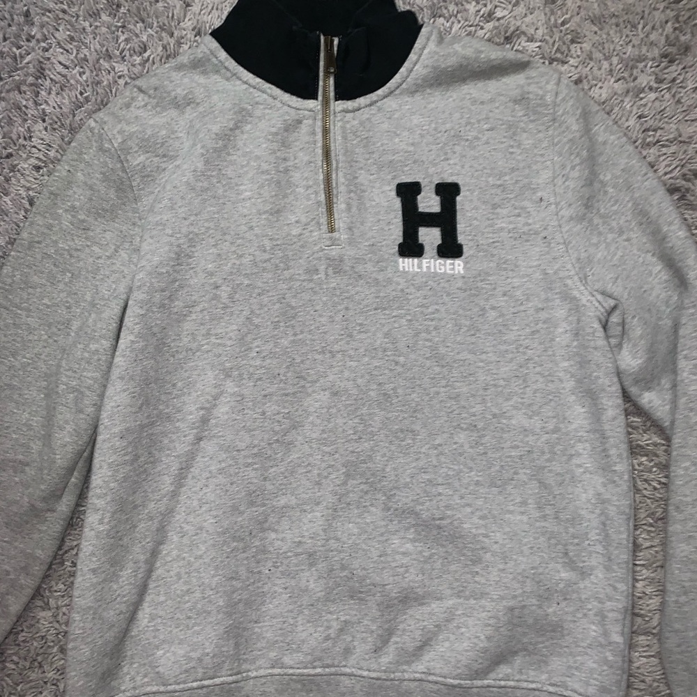 Tommy Hilfiger sweater